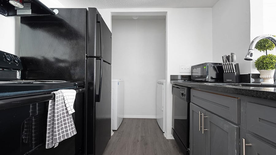 Furnished Finder property 920556_2 photo 9
