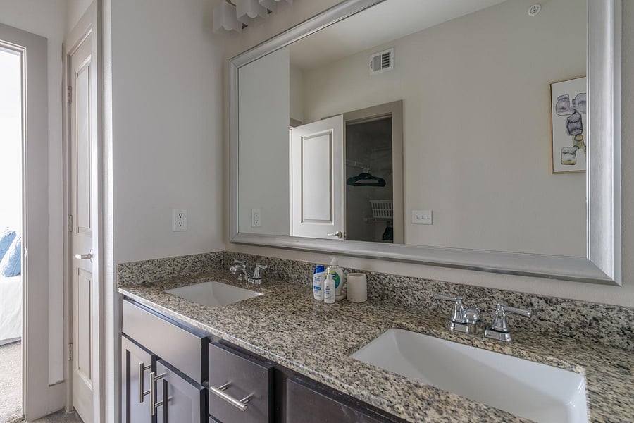 Furnished Finder property 920567_9 photo 14