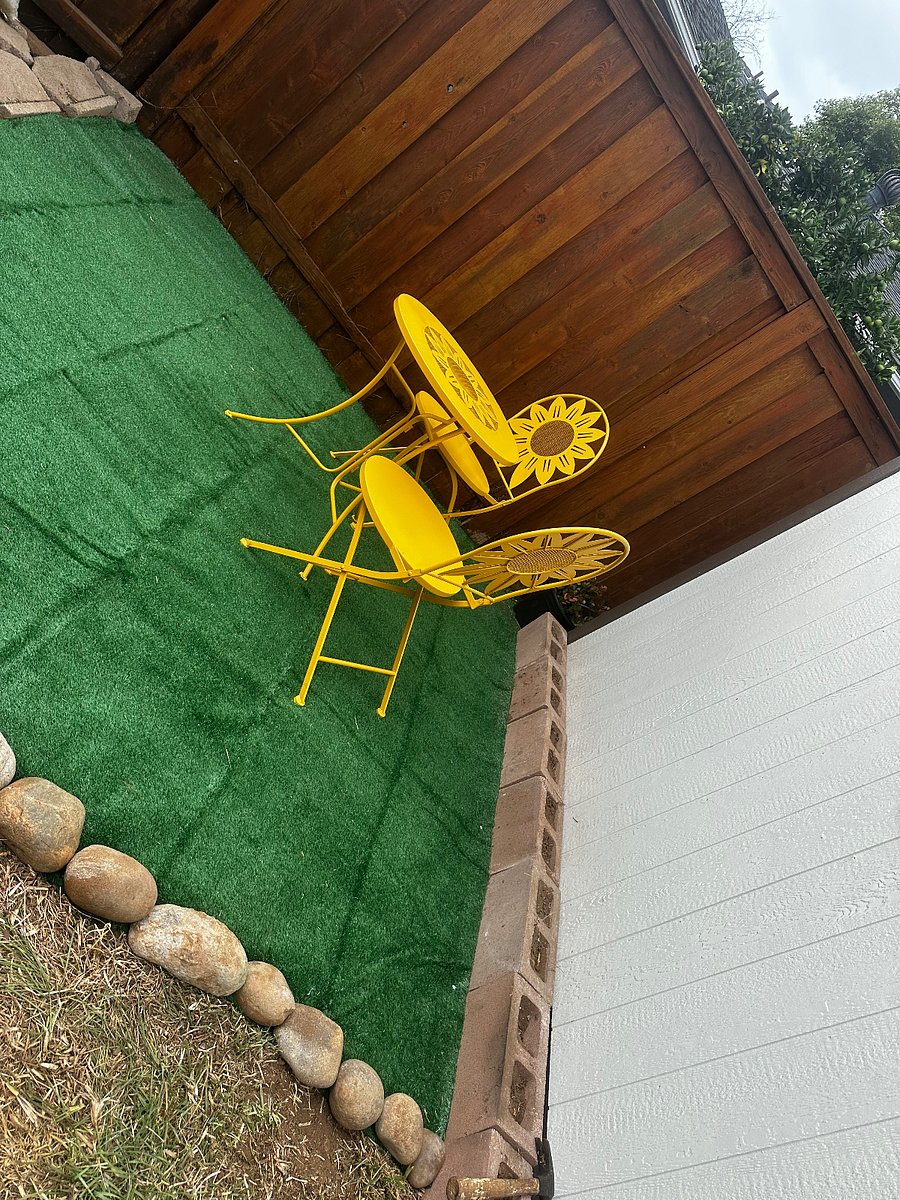 Outside table with chairs 