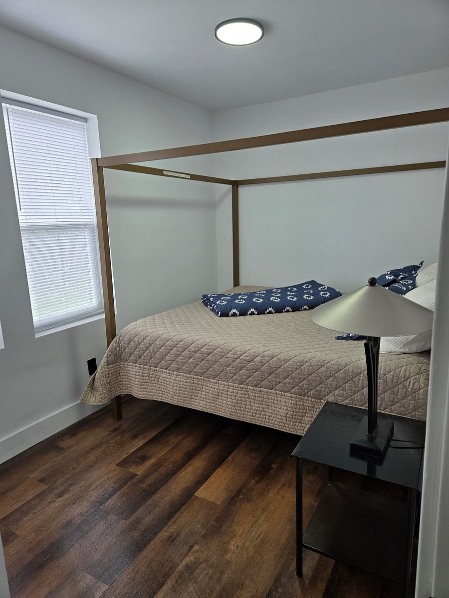 Bedroom with King Bed