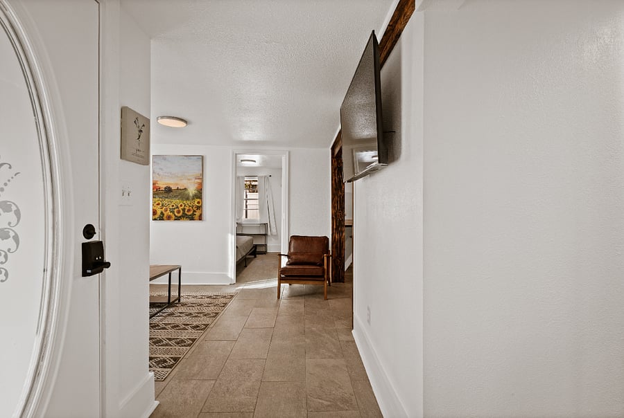 Furnished Finder property 920754_1 photo 15