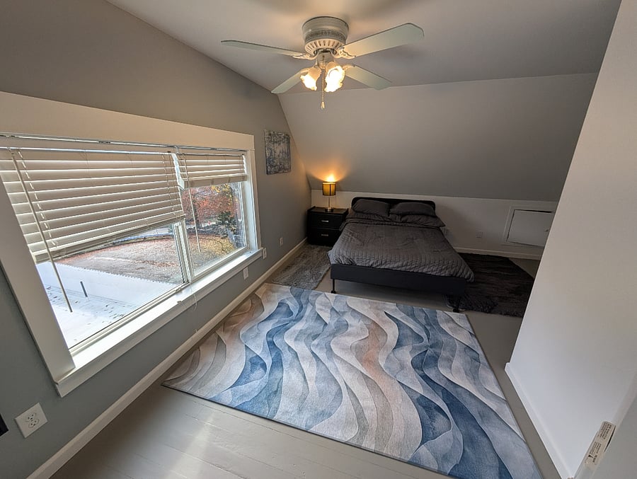 Spacious room