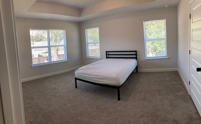 Furnished Finder property 921096_1 photo 3