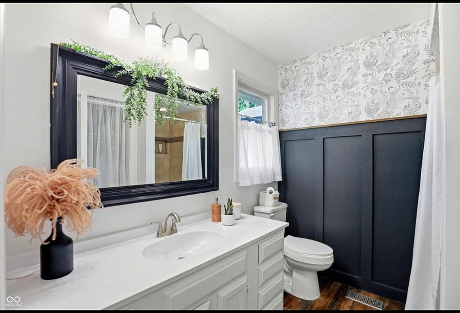 Sink with wide vanity. 