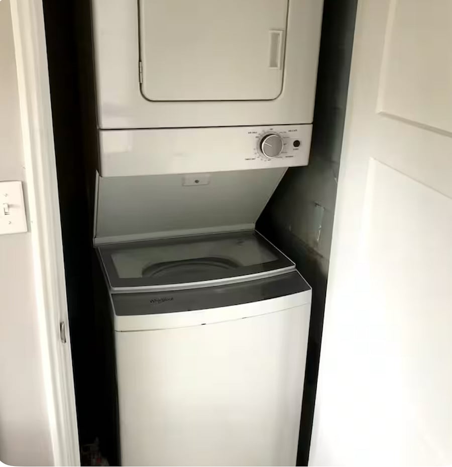 Private Laundry on site
