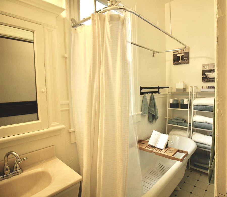 Bathroom with Soaking Tub
