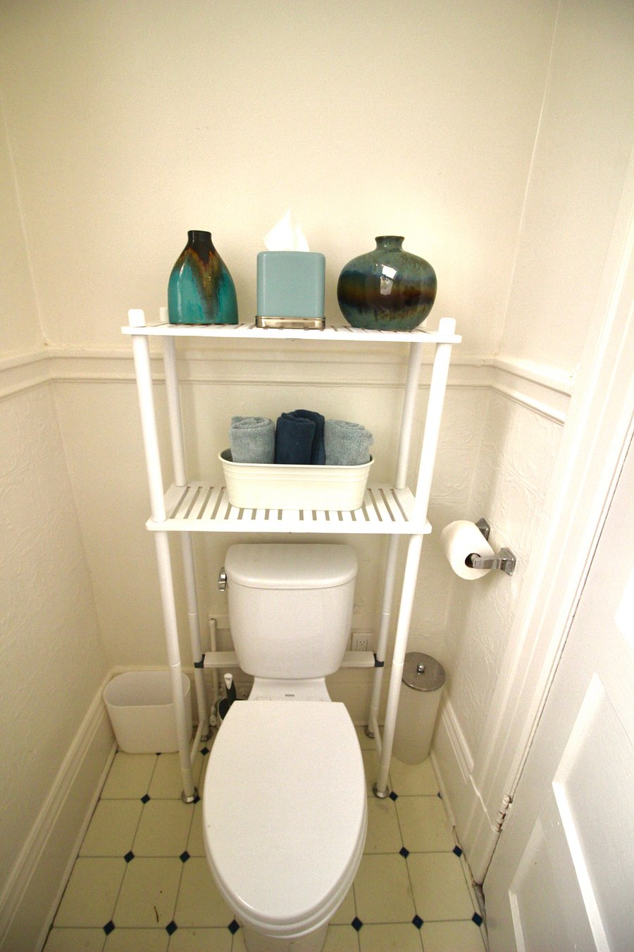 Powder Room 1/2 Bath