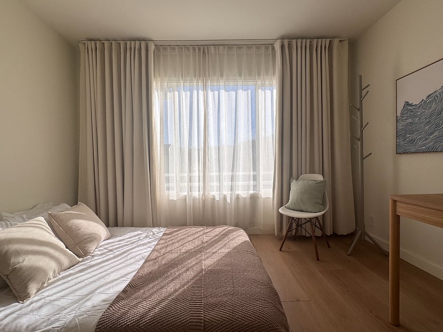 Bedroom 2 (Flex room) - Queen bed setting (can be folded to couch)