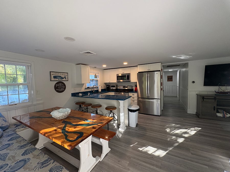Large renovated Kitchen