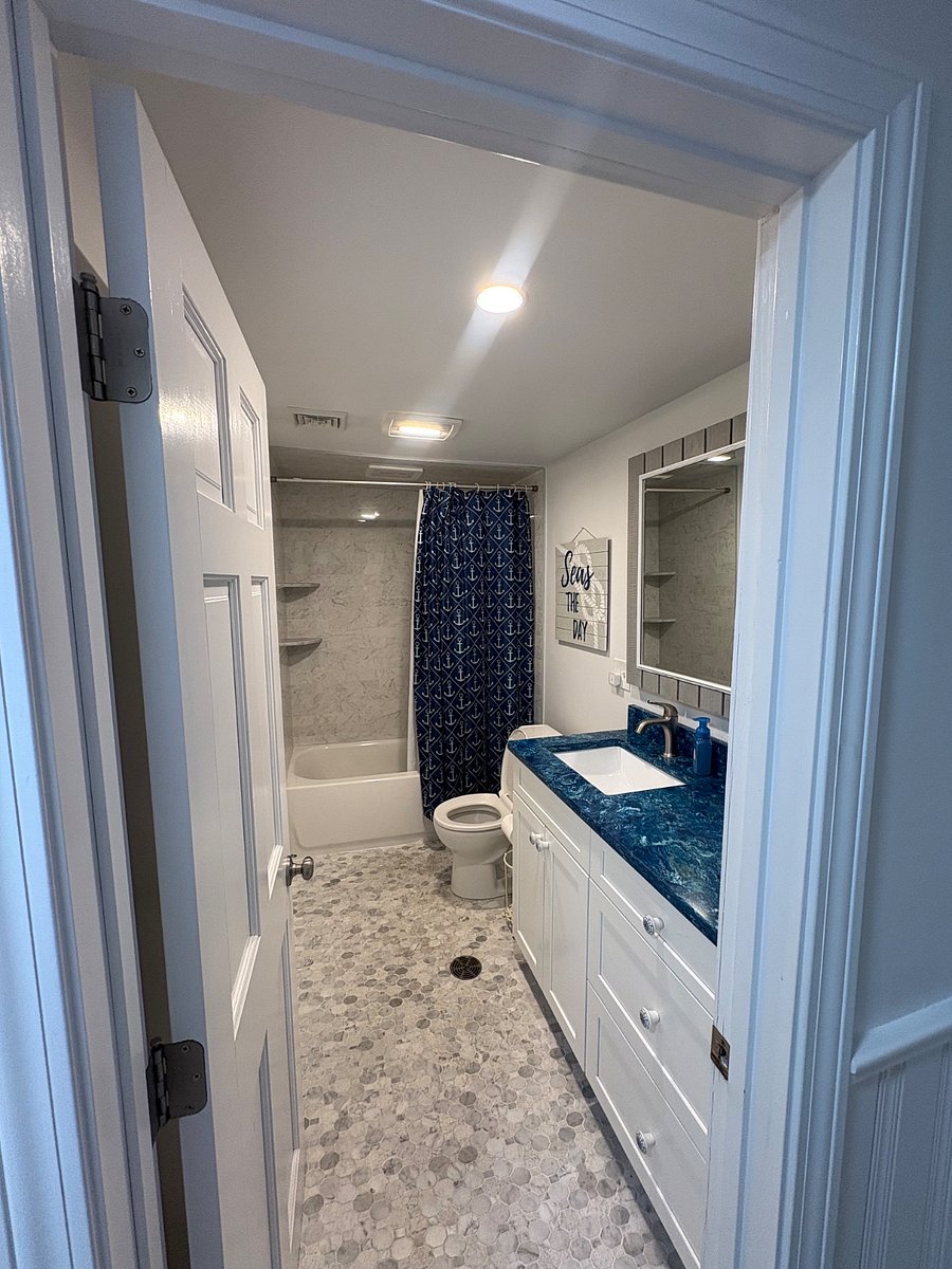 Tile and granite Bathroom