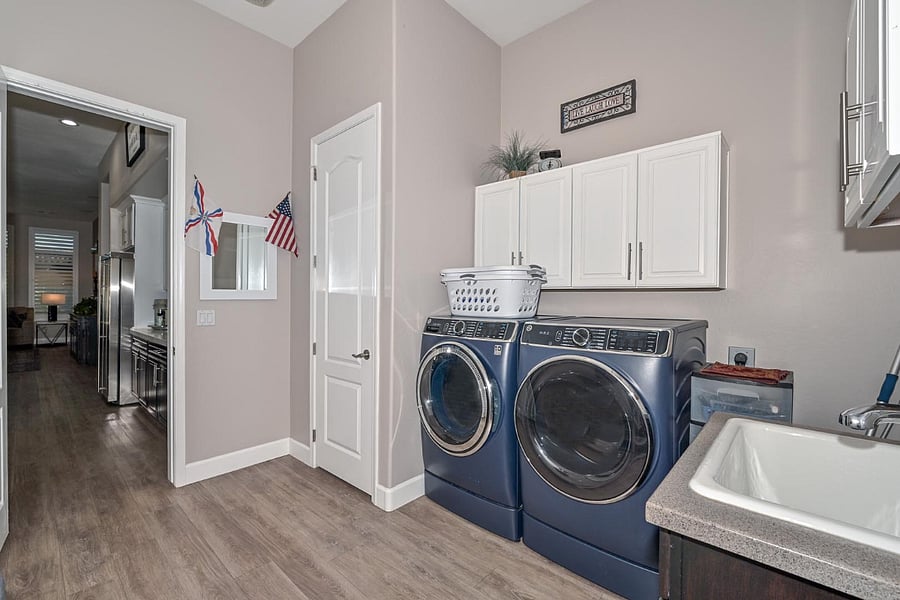 Extra Large Capacity Washer & Dryer