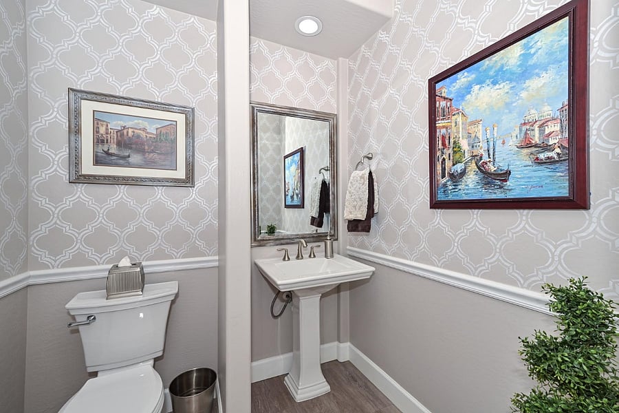 Powder Room
