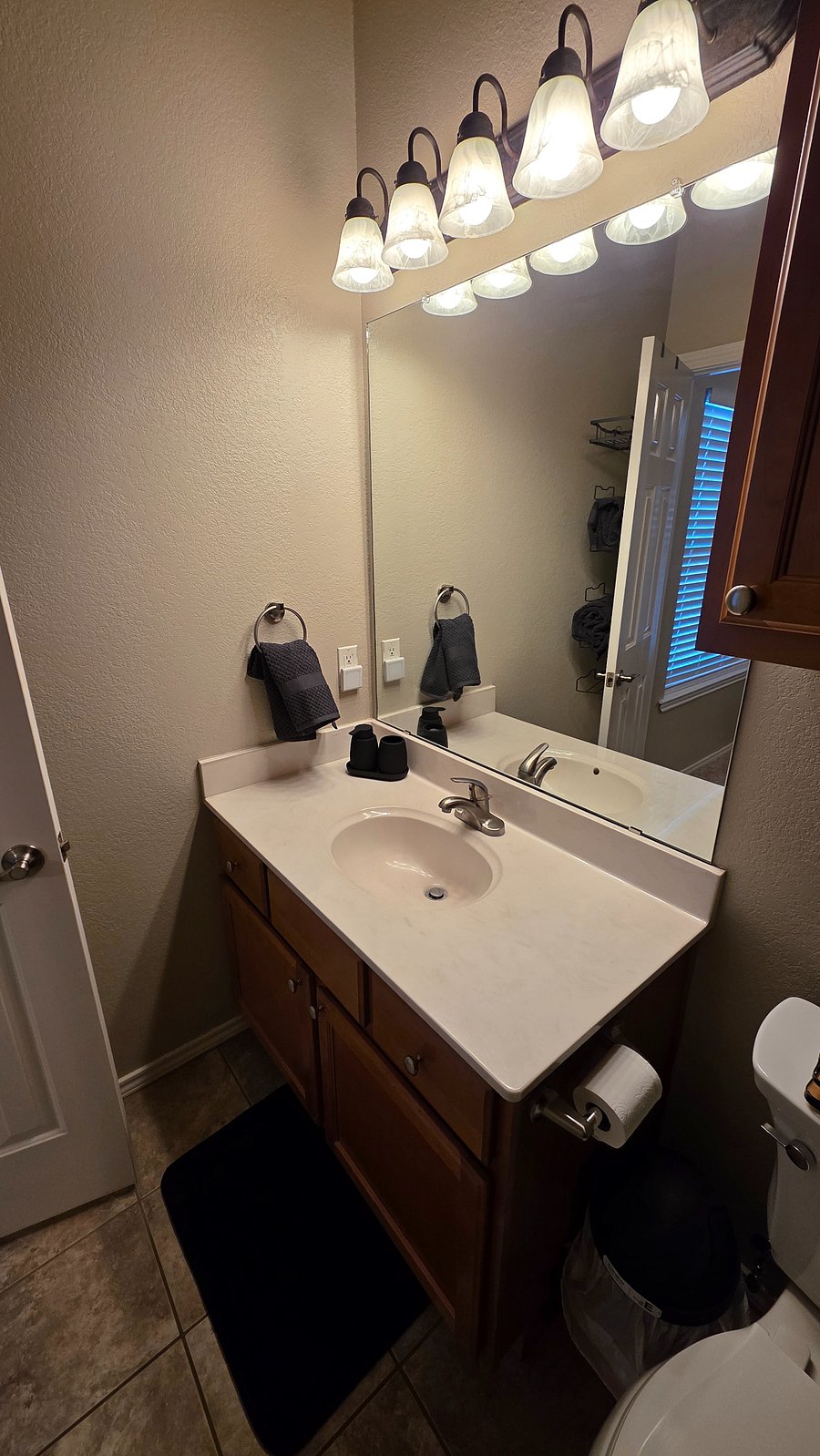 Furnished Finder property 921710_1 photo 11