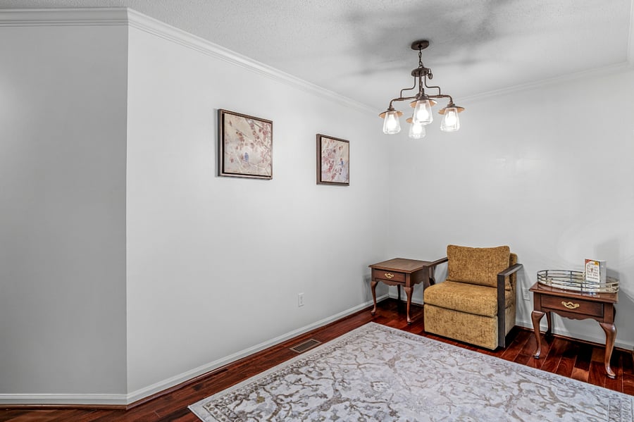 Sitting area/reading nook