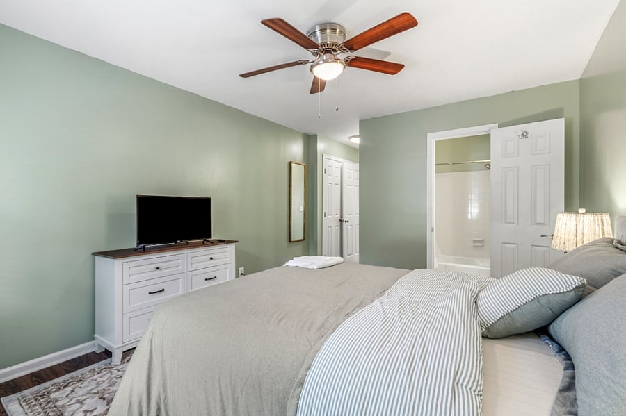 Smart TV, Dresser, Nightstands, Closet, Table, Chair