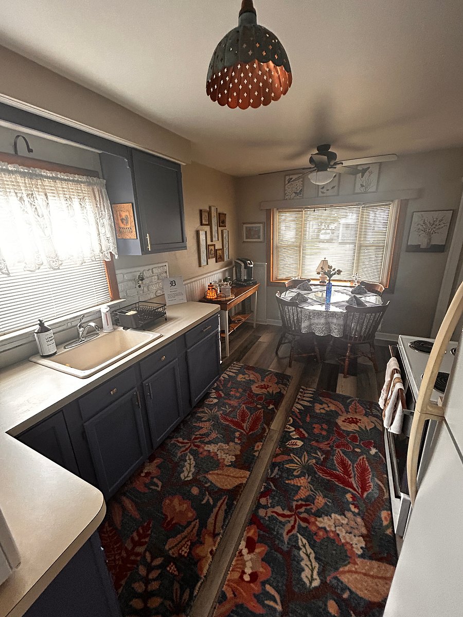 Kitchen 4
