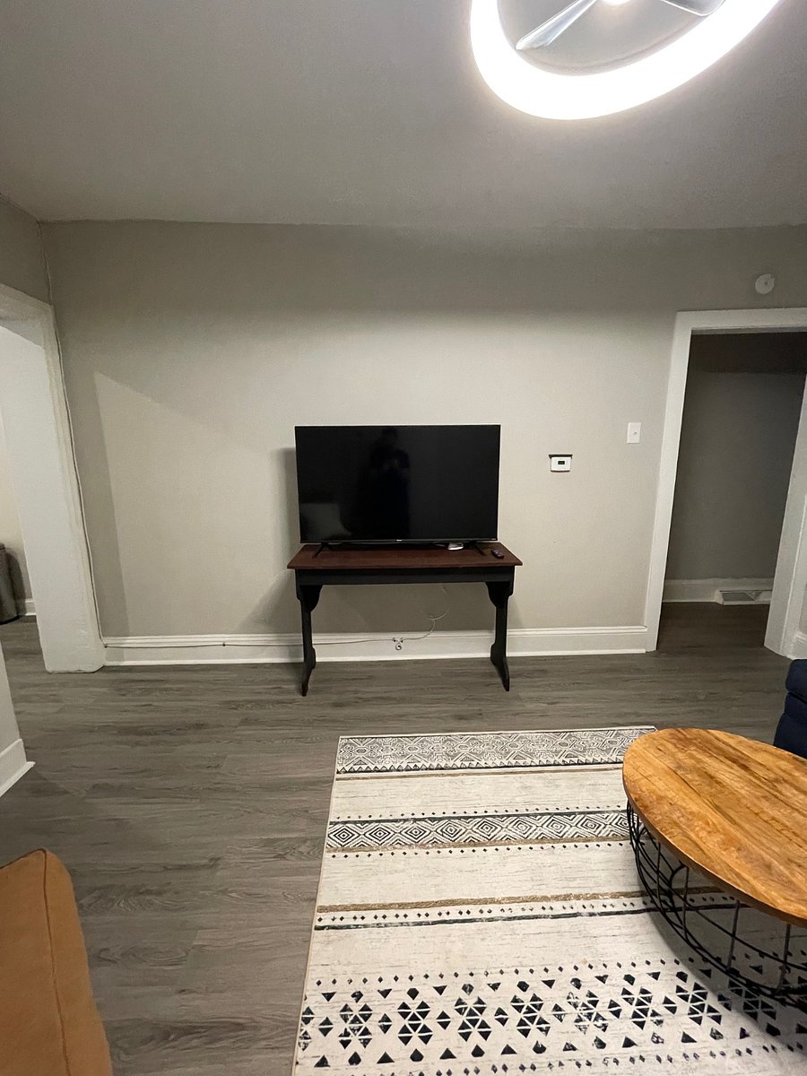 TV with Netflix and Plex