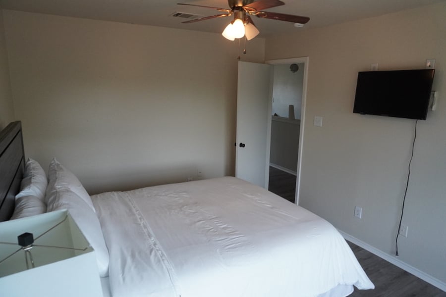 Furnished Finder property 921864_1 photo 12