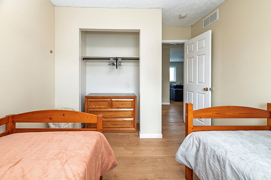 Bedroom #2 (Children's Room)