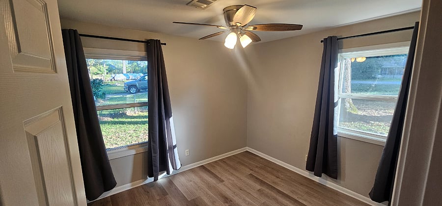 2nd room can be office or bedroom!You decide!