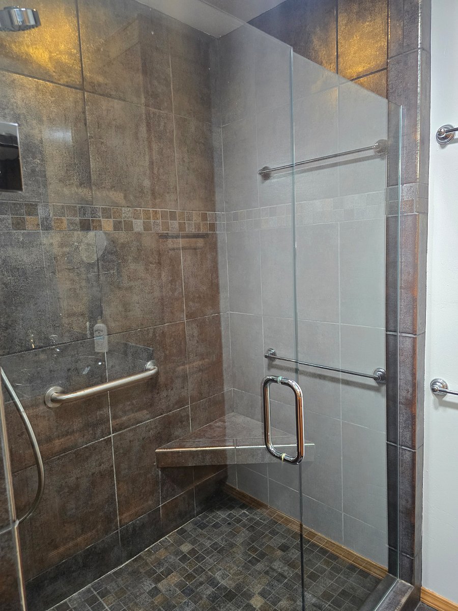 Master shower
