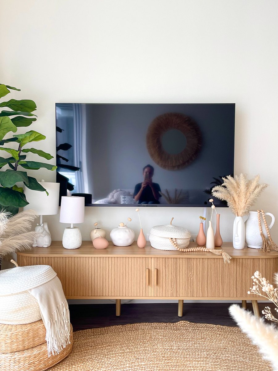 brand new 55' Sony Smart TV
