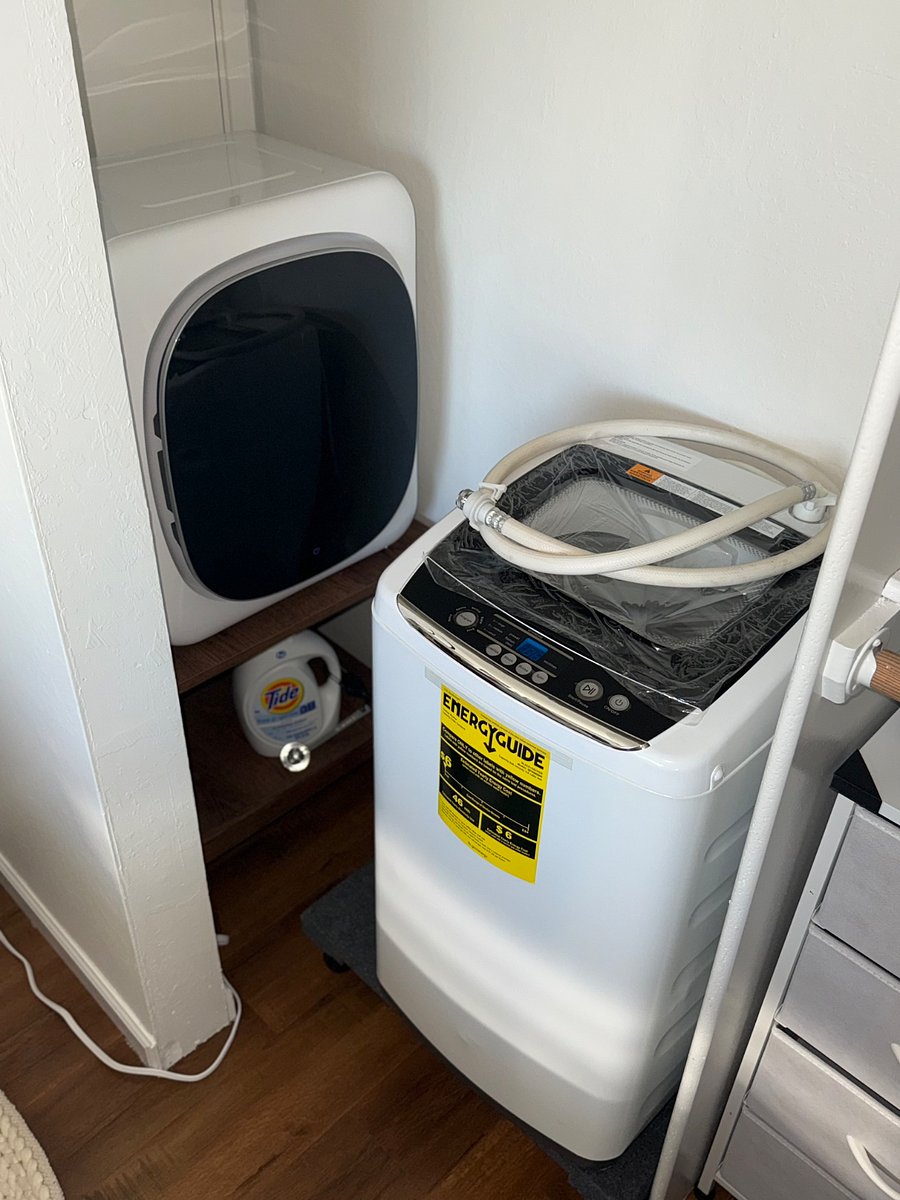 Portable small Black and Decker washing machine and dryer in upstairs private bedroom (tenant use only)