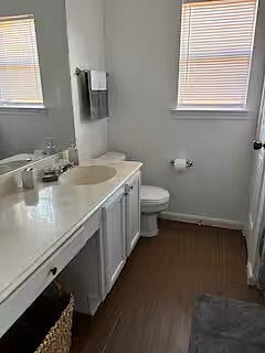 Full Bathroom 2
