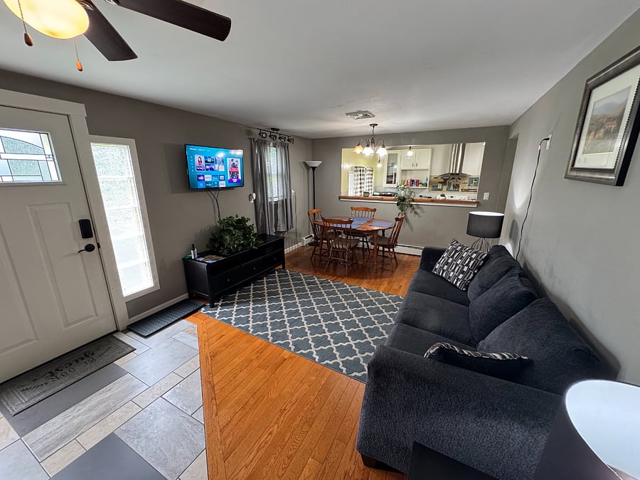 Living/Dining Room