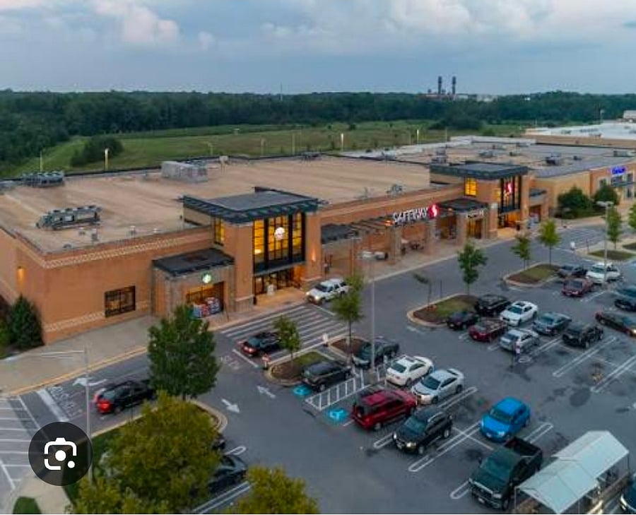 Brandywine crossing. Grocery store, Target.  Restaurants: Green Turtle, Boneless Fish Grill, Cheddars
