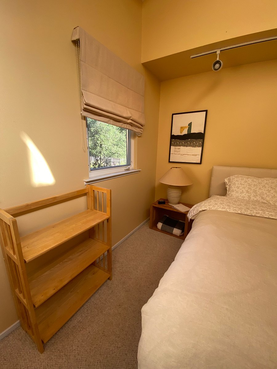 Bedroom #1
