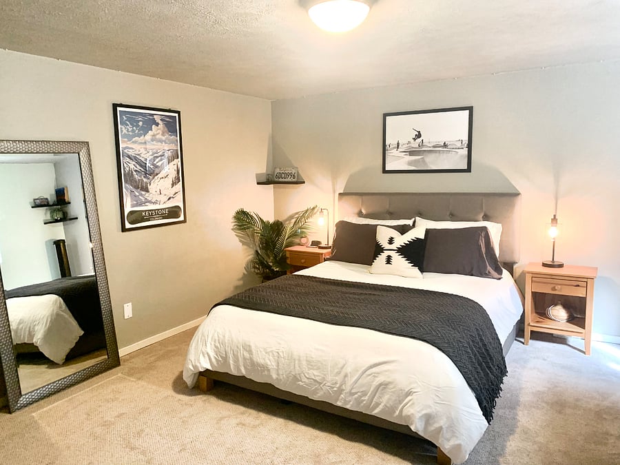 Basement Bedroom with Queen Bed and Twin Trundle