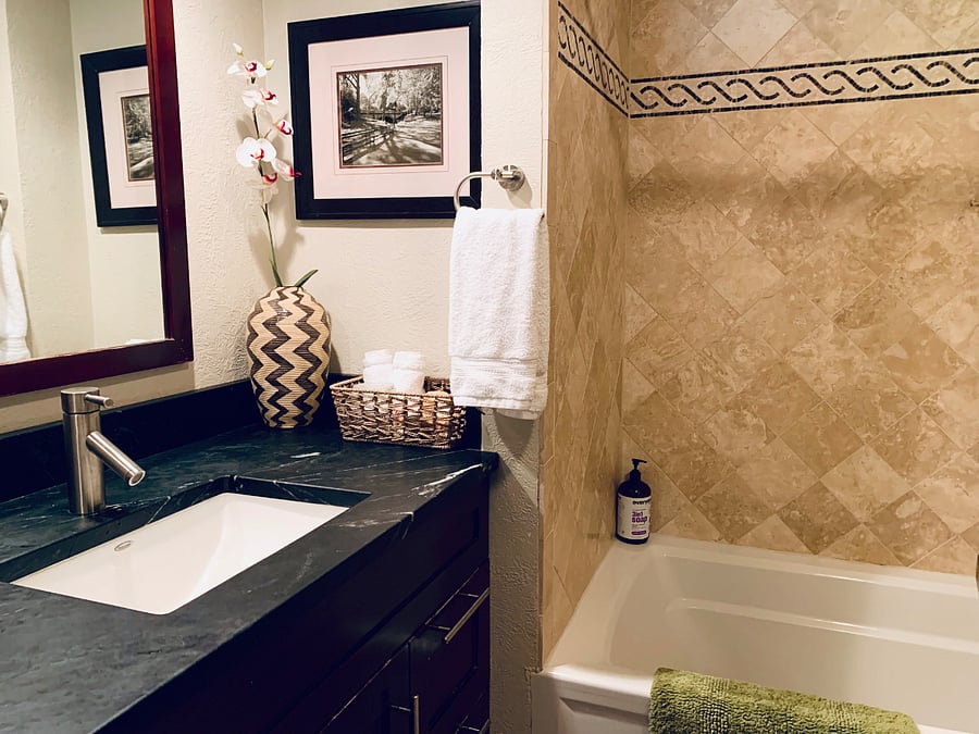 2nd Floor Bathroom with Tub