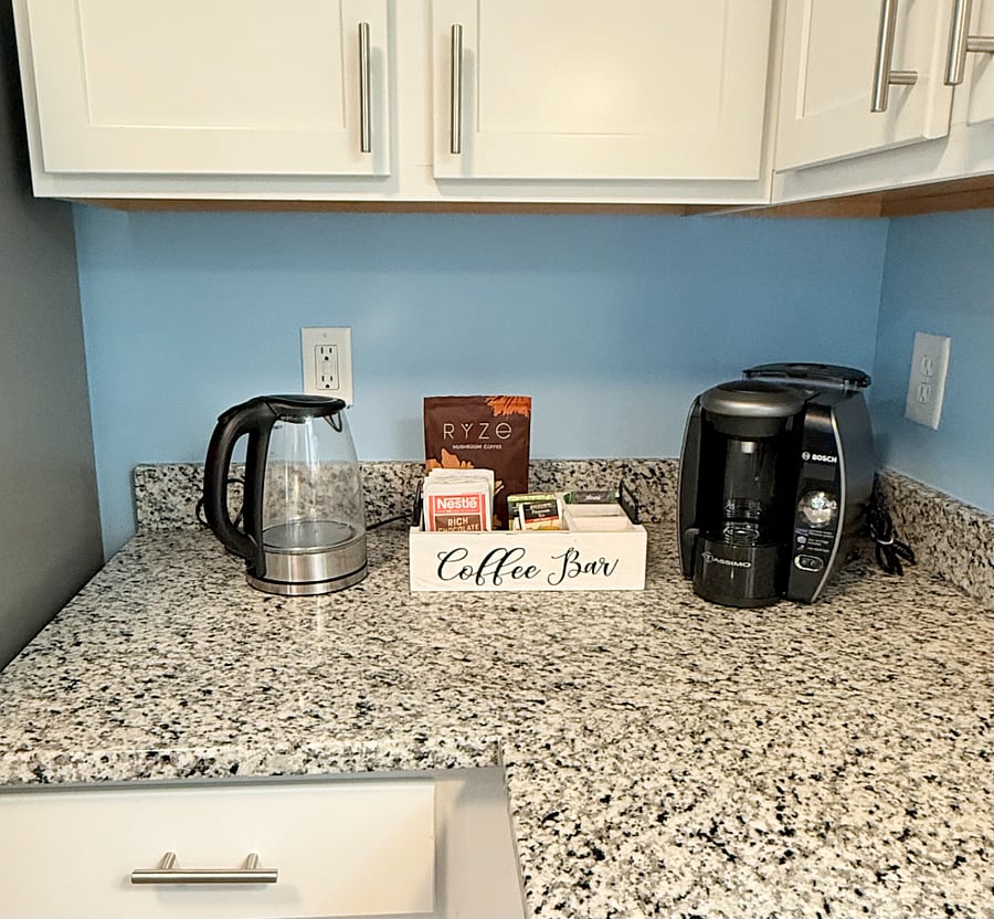 Coffee/Tea Bar
