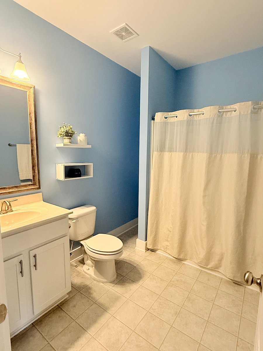 Second full bath with tub and shower
