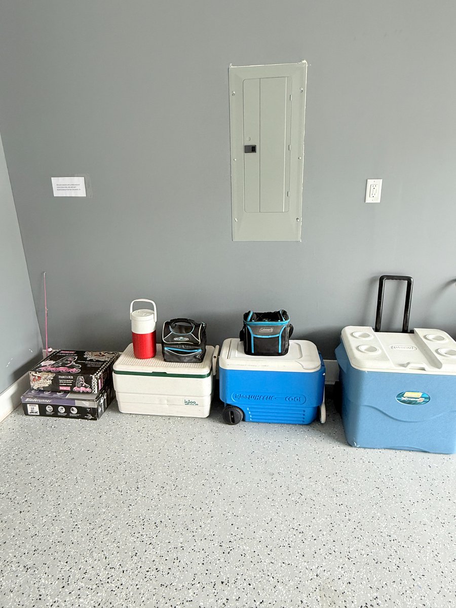 Assorted Coolers