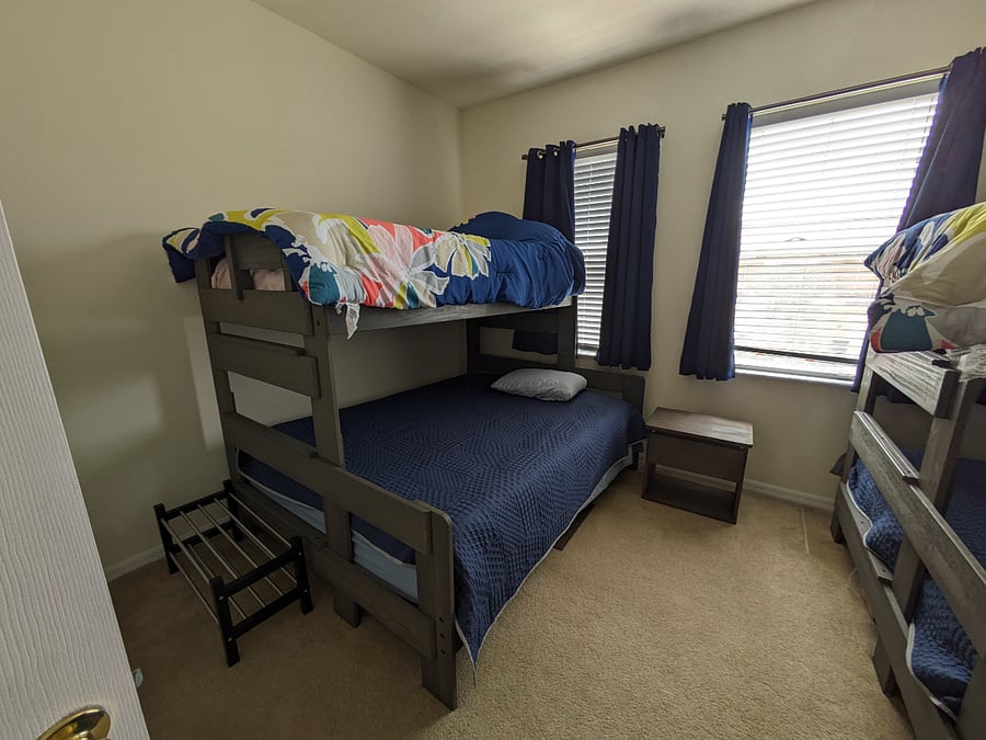 Bunkbed Room