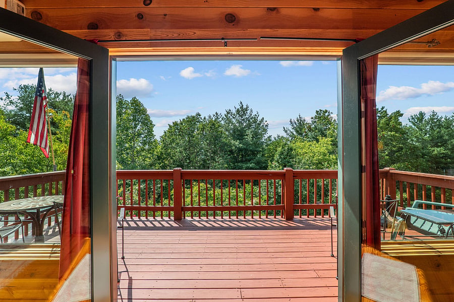 upstairs deck