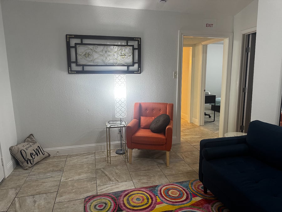 Furnished Finder property 922582_1 photo 3