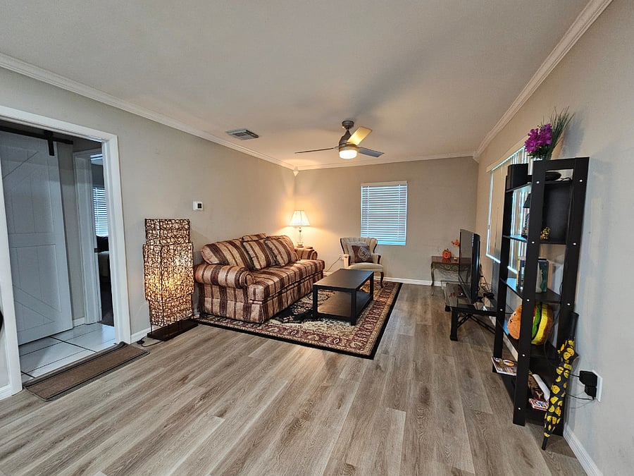 Furnished Finder property 922601_1 photo 2