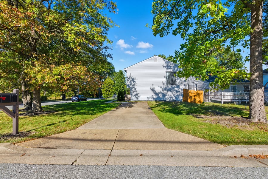 Ample parking in 2 car driveway and in front of the house.