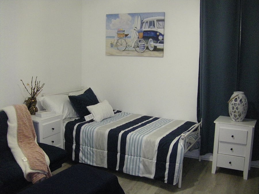 2nd BR w/futon & twin bed