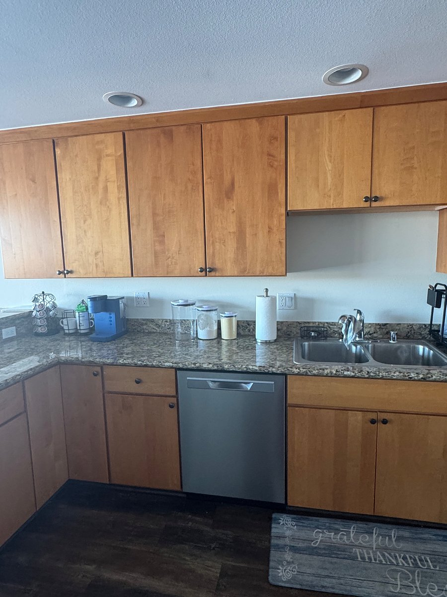 Granite countertops and plenty cabinet space