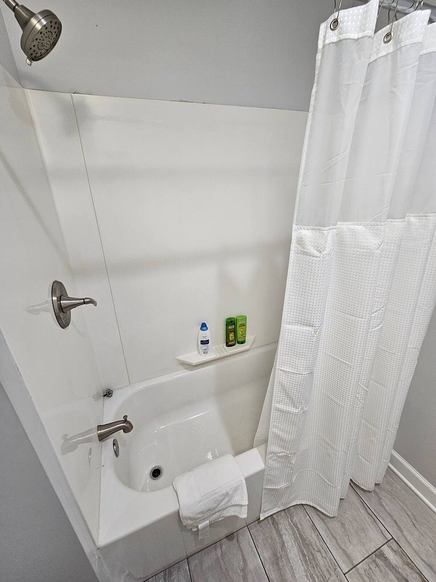 Upstairs bathroom