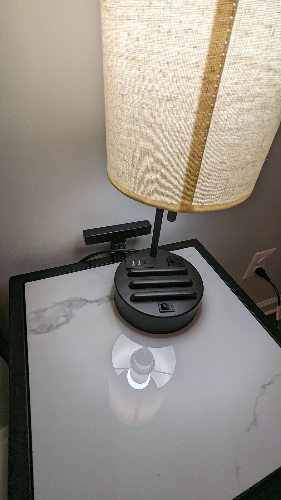 Lamps with convenient outletS