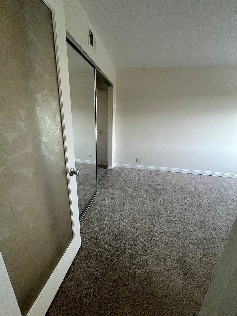 Furnished Finder property 922980_1 photo 9
