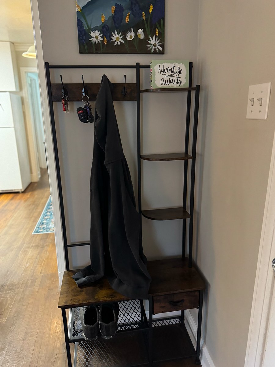 Entryway catch-all
