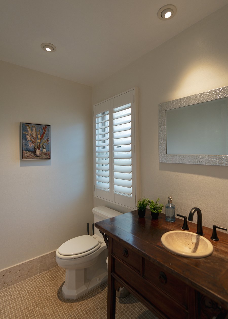 Bathroom on the main floor