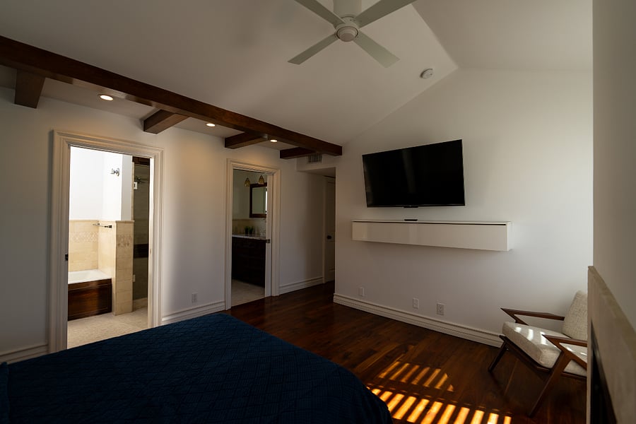 Primary suite
