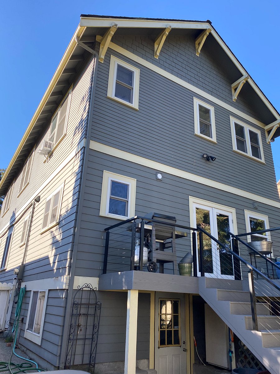 Back of house, BBQ